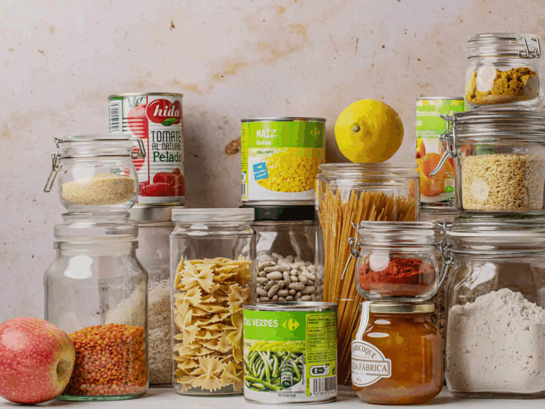 10 PANTRY STAPLES EVERY HOME SHOULD HAVE